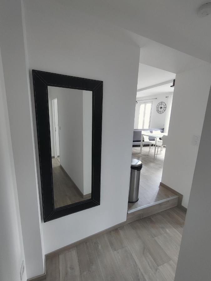 Appartement T3 PLUME Hyper centre d'ERNÉE Extérieur photo